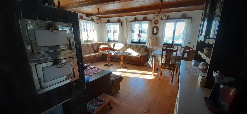 Kuchyň nebo kuchyňský kout v ubytování Chalupa Vršovka