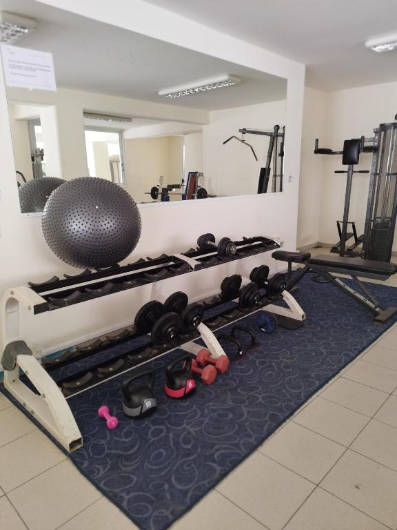 Fitness centrum a/nebo fitness zařízení v ubytování Panorama Village Complex