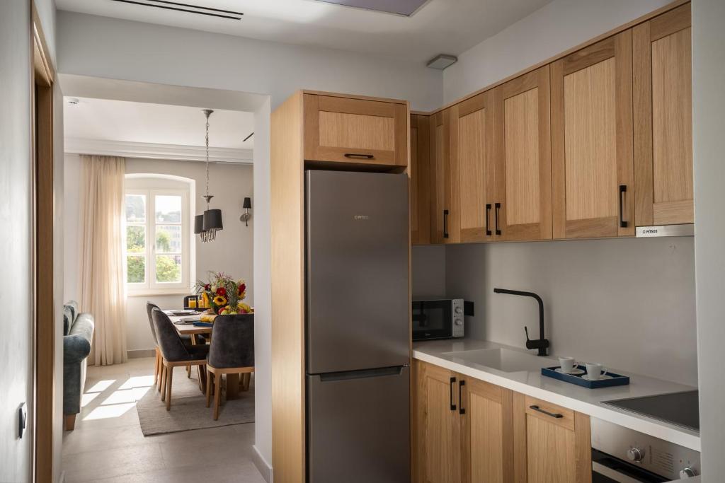 New York Luxury Suites - 10