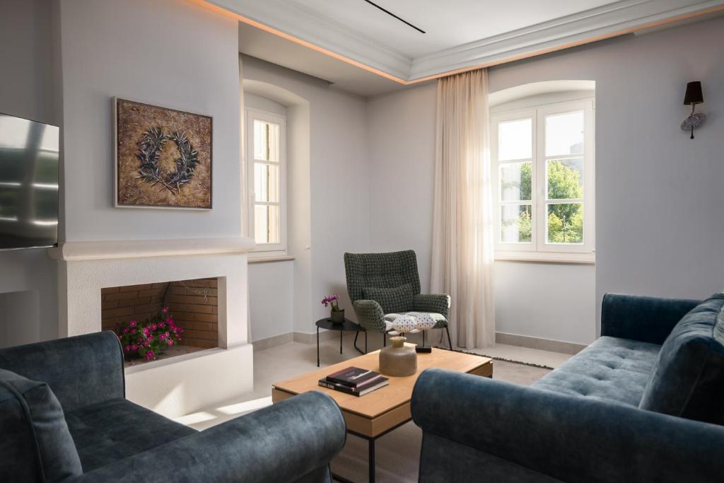 New York Luxury Suites - 9