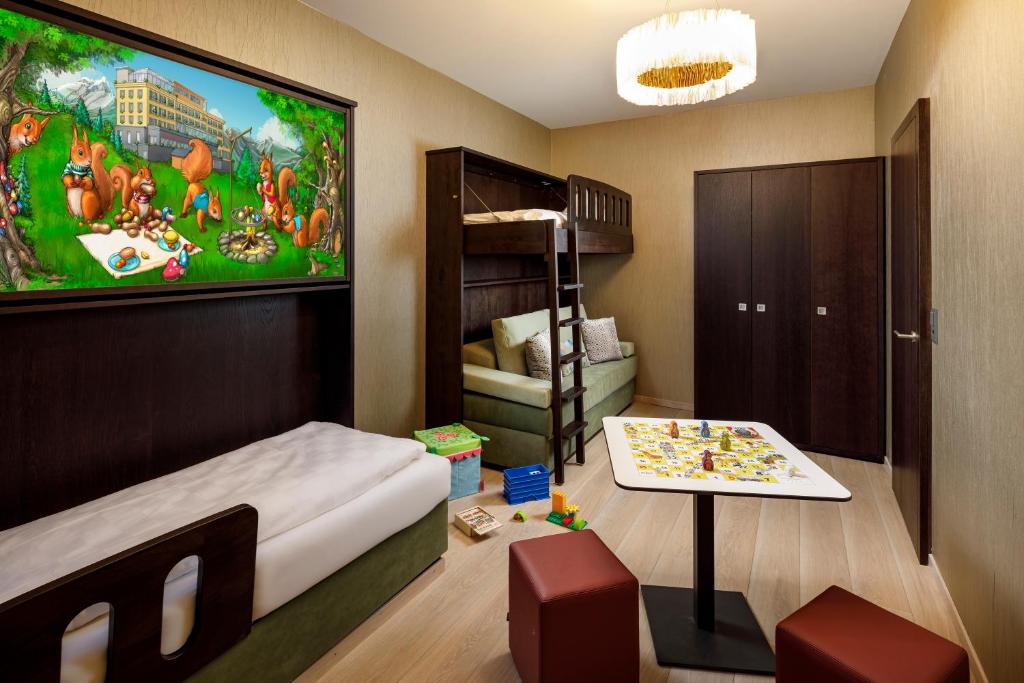 Postel nebo postele na pokoji v ubytování Märchenhotel