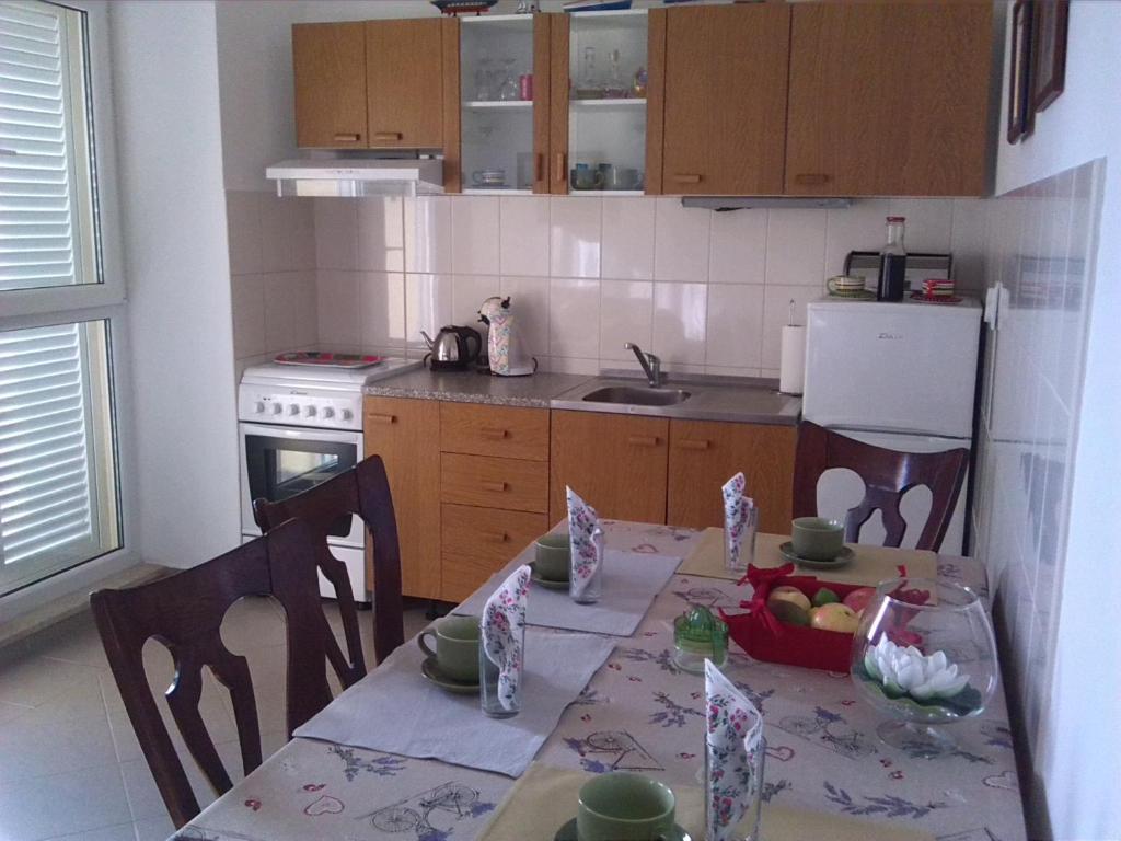 Kuchyň nebo kuchyňský kout v ubytování Apartment Z&E