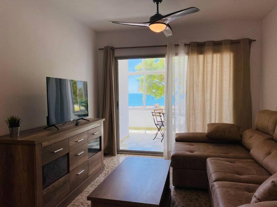 ALMIRANTE - Fantástico Apartamento en 1º Línea de Playa con ...