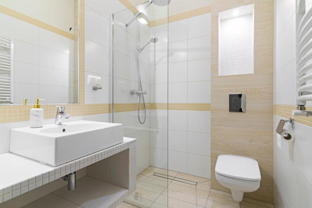 Biały Dom Kazimierski - 2