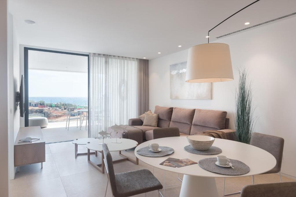 Casas y chalets Infinity 1-2 LUXE PARTIAL SEA VIEW 2B en Arona, Tenerife