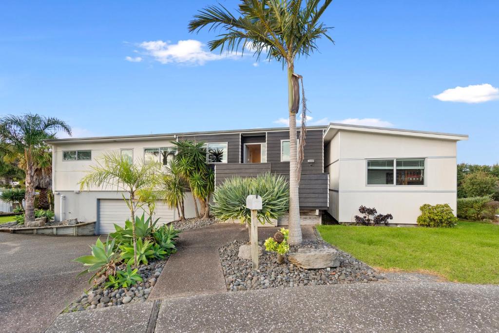 The Nautical Bach Mangawhai Heads Holiday Home, Mangawhai Updated 2024 Prices