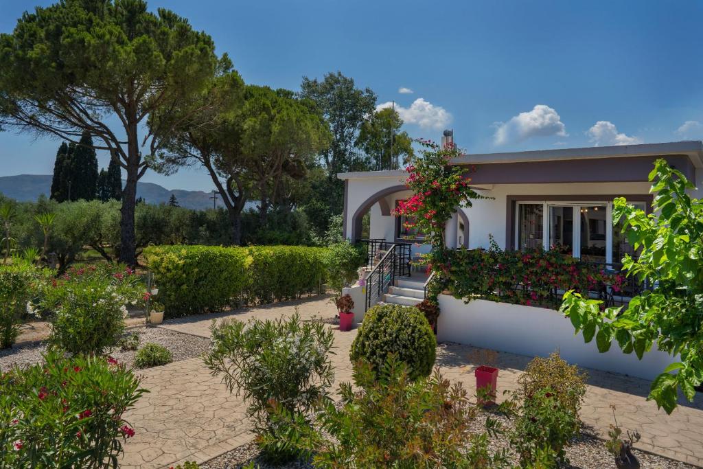 Zahrada ubytování Filios Villa