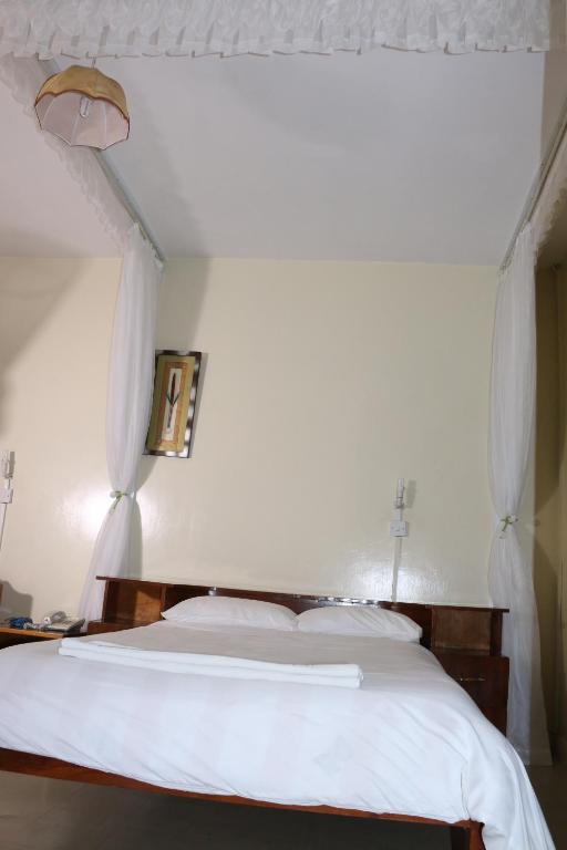 Adventist LMS Guest House & Conference Centre - Deluxe Doppelzimmer