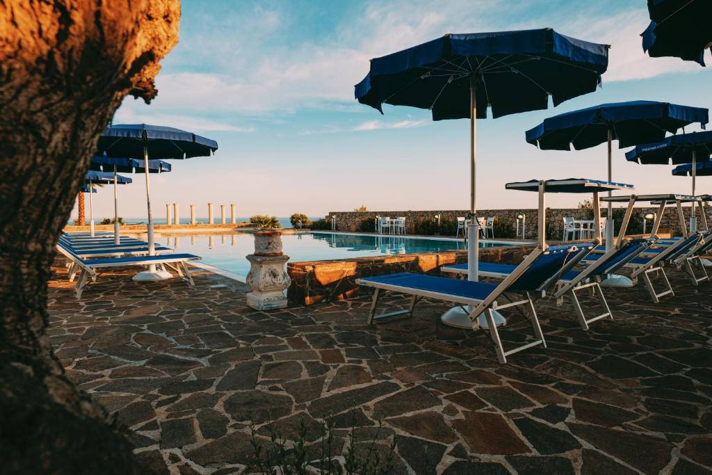 Bazén v ubytování Picchio Hotel Pescoluse nebo v jeho okolí