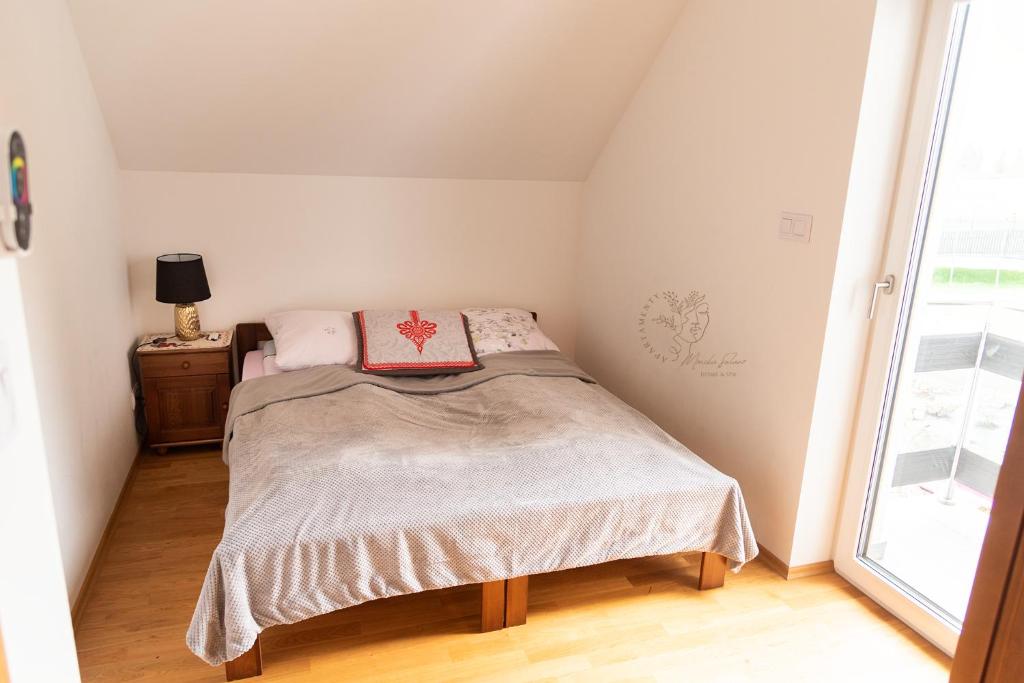 Posteľ alebo postele v izbe v ubytovaní Apartamenty Home&Spa