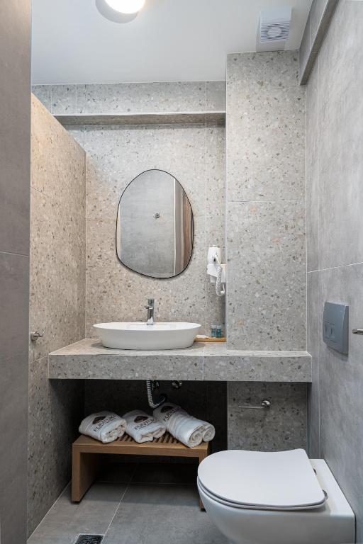 Funtuki Seaside Apartments - 9