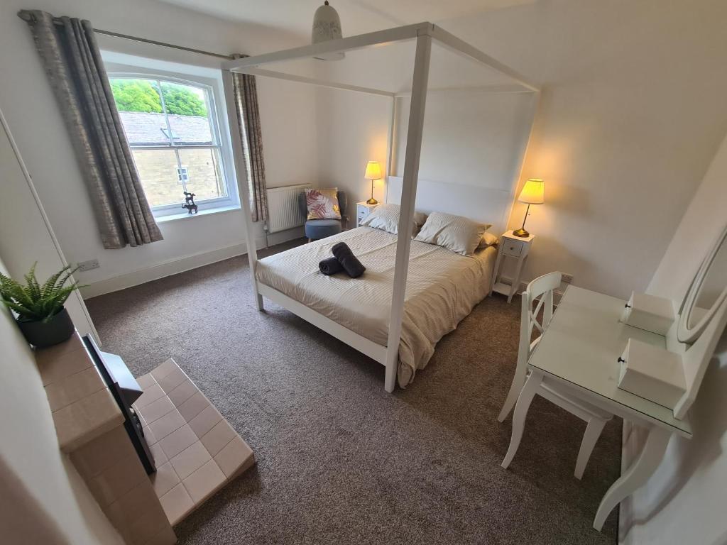Gallery image of Crescent View, Terrace Road - Very central Buxton in Buxton