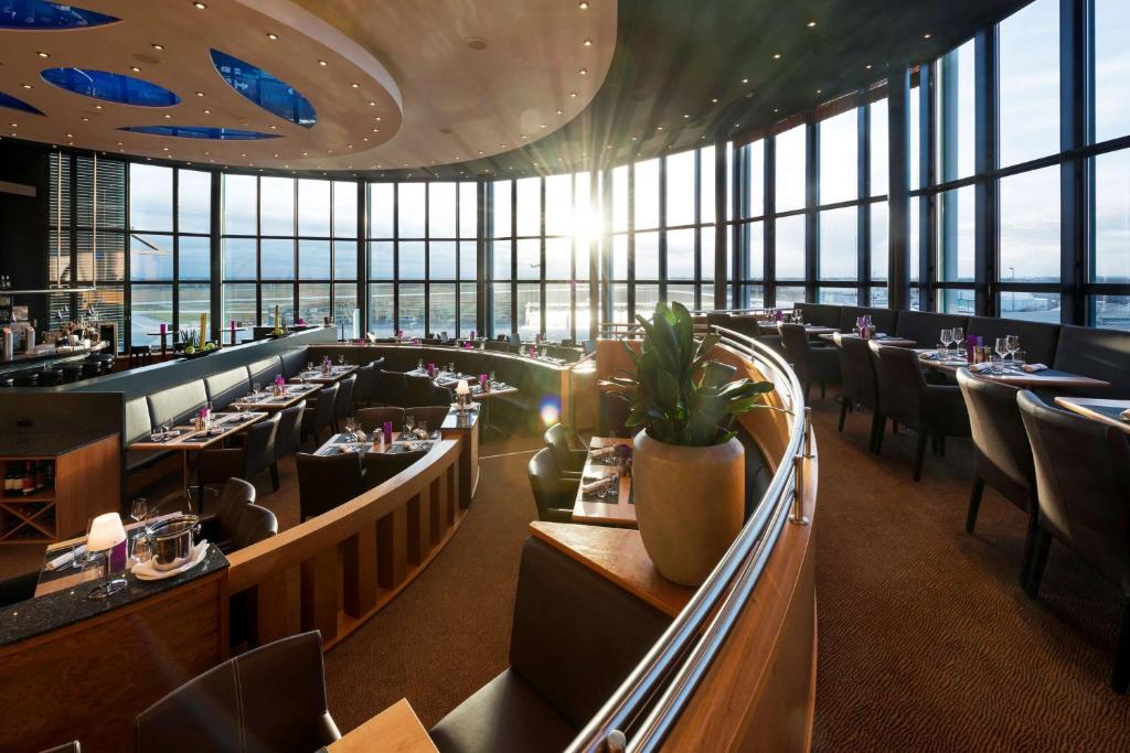 ATLANTIC Hotel Airport - Resim 11
