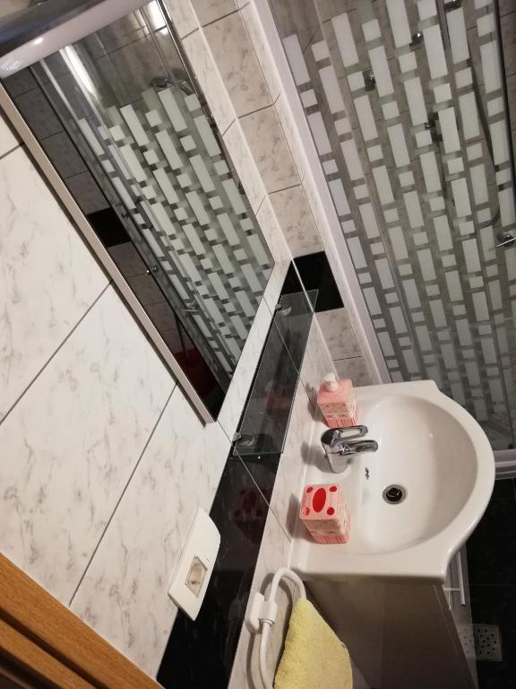 Kúpeľňa v ubytovaní Apartman Cvita