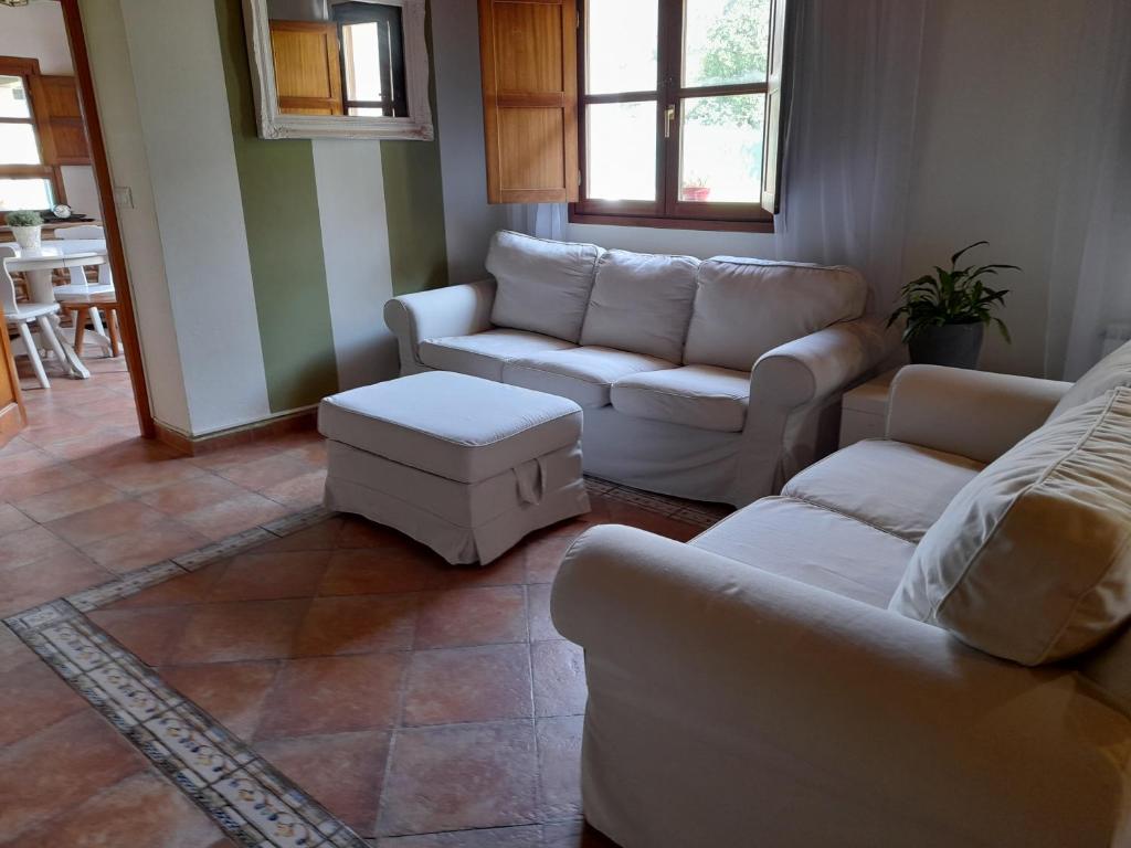 Posezení v ubytování Gestiona2R - Casa con finca en Pendueles al lado de la playa