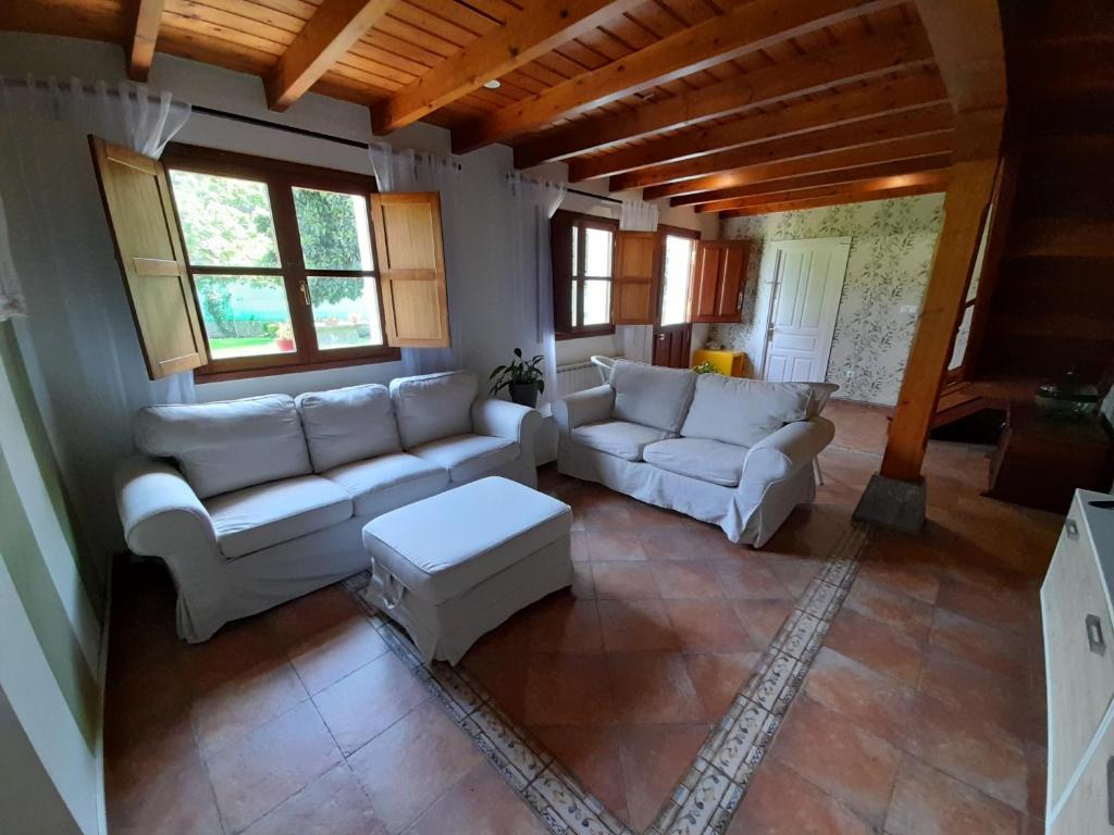 Posezení v ubytování Gestiona2R - Casa con finca en Pendueles al lado de la playa