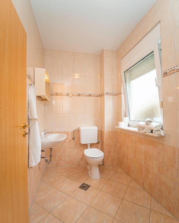 Koupelna v ubytování Apartments Baresic