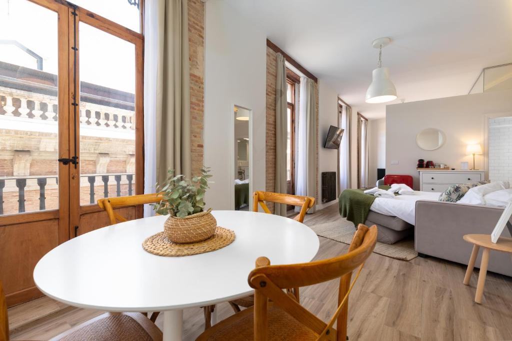 Casa del Patriarca, Valencia – Updated 2023 Prices