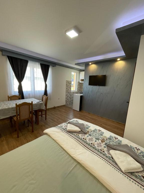 Apartments Lalović - 1