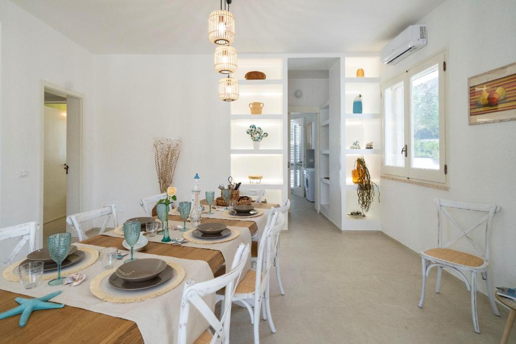 Zdjęcie z galerii obiektu Villa Machri - Con Piscina Privata E Ampio Giardino Vicina Al Mare w mieście Gagliano del Capo