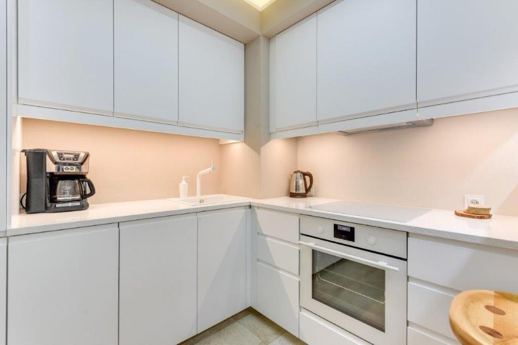 Kuchyňa alebo kuchynka v ubytovaní GRANO FLATS Gdańsk - Chmielna 73