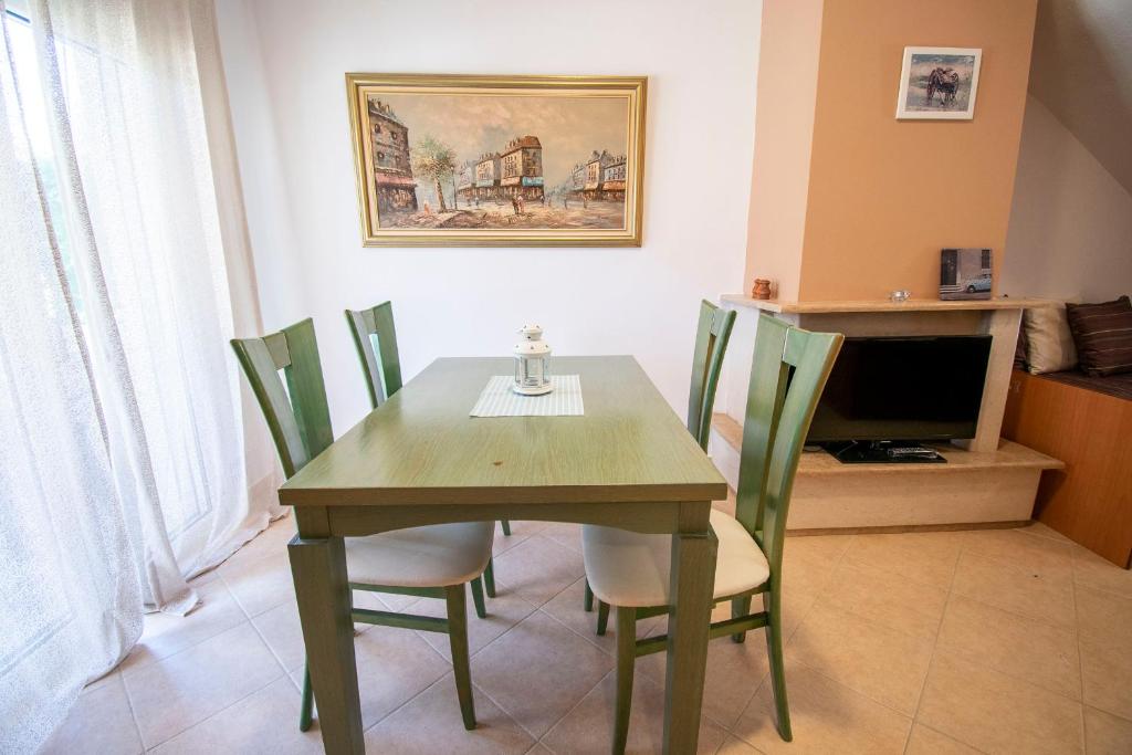 Fotografia z galérie ubytovania Effie's Maisonette by RentalsPro Services Nikiti -Halkidiki v destinácii Nikiti