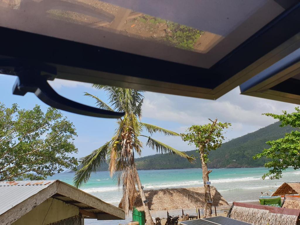 Tupi's Beachfront Home 2BR - Casa De Vacaciones