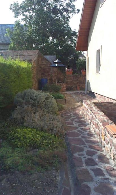 Budynek, w którym mieści się apartament
