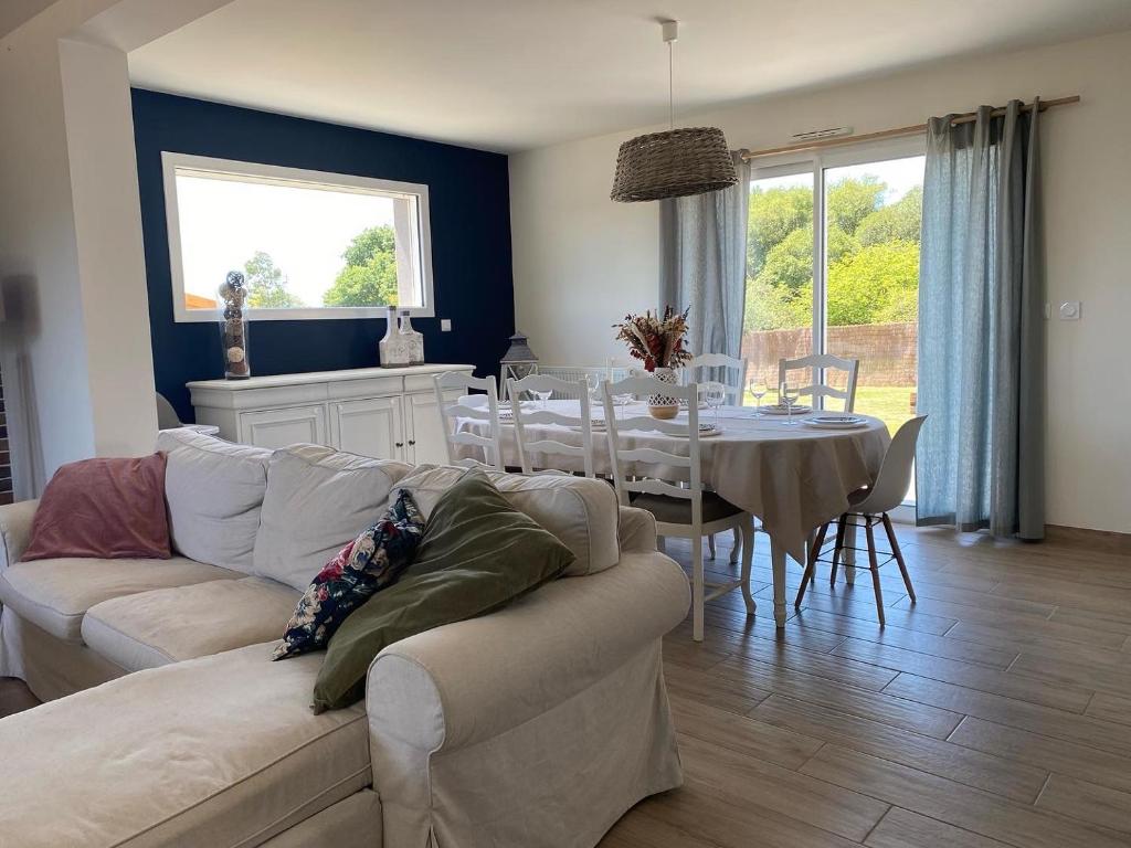 Fotografia z galérie ubytovania Maison calme familiale proche plages v destinácii Erquy
