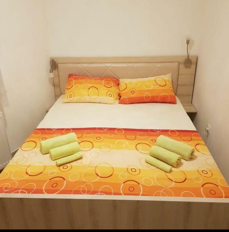 Postel nebo postele na pokoji v ubytování Holiday Wing Apartment 2