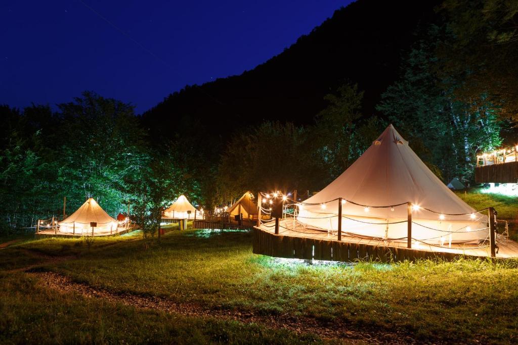 Green Camp - Adventure Glamping, Gura Teghii – Prețuri actualizate 2024