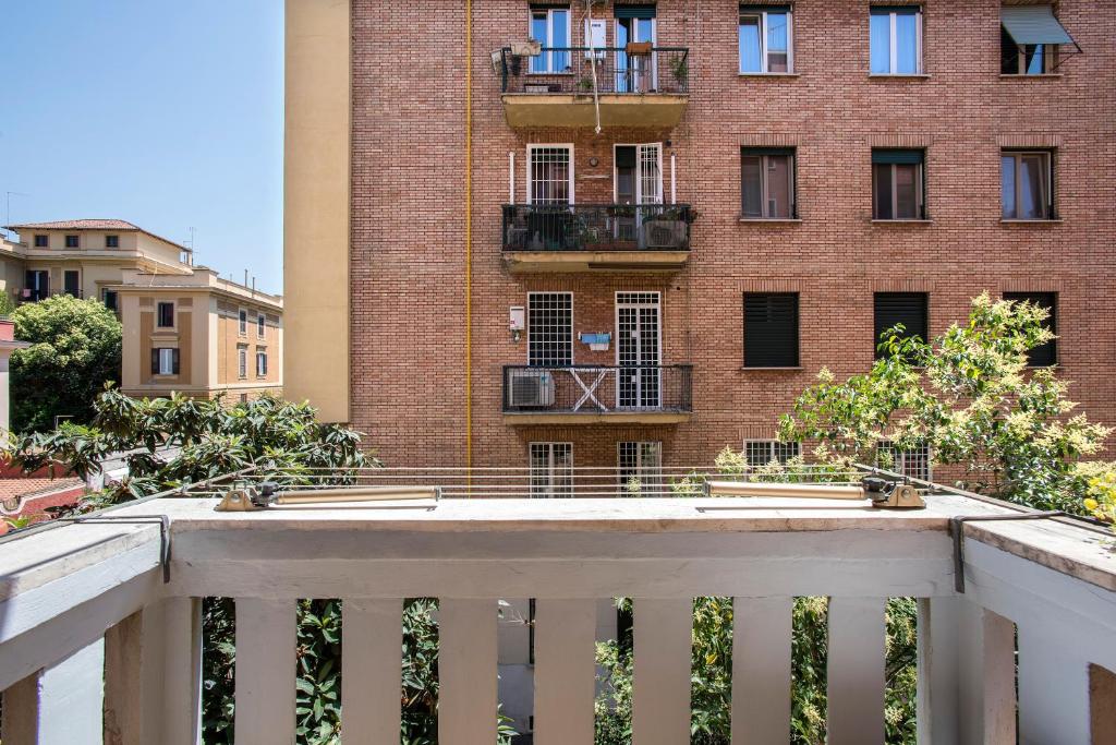 Balkon lub taras w obiekcie Art Of Living - Suite elegante nel cuore di Roma