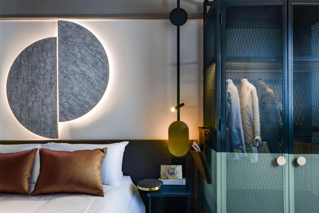 QT Newcastle - Resim 9