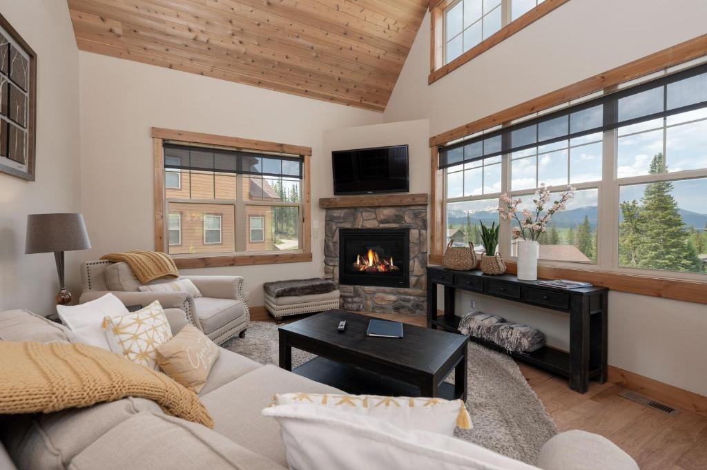 80 Moosehorn Ct Rendezvous by Stay Winter Park, Fraser (updated