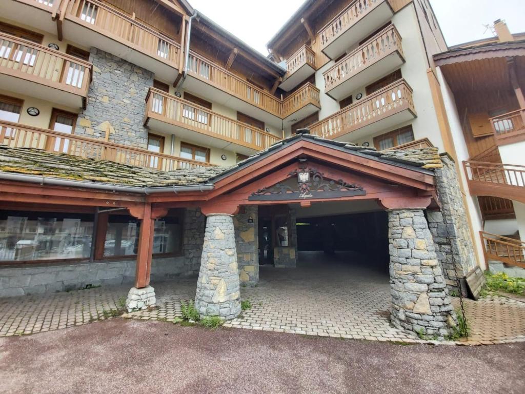 Fotografia z galérie ubytovania Appartement cosy avec accès direct pistes skieuses, balcon ouest, Val-d'Isère - FR-1-518-100 v destinácii Val dʼIsère