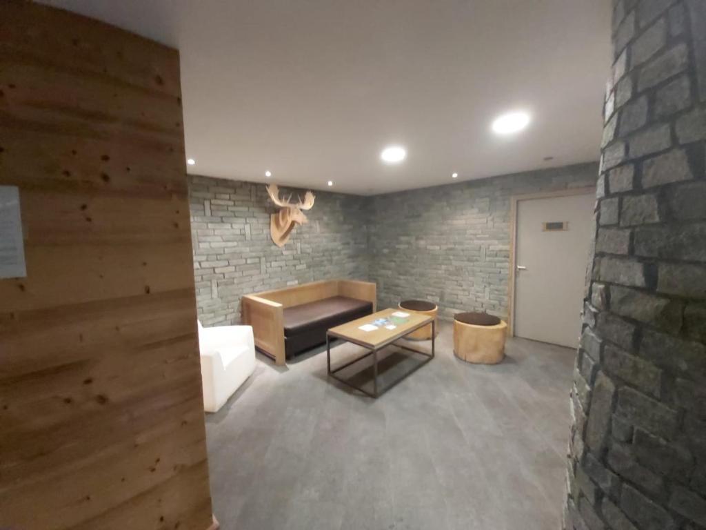 Fotografia z galérie ubytovania Appartement cosy avec accès direct pistes skieuses, balcon ouest, Val-d'Isère - FR-1-518-100 v destinácii Val dʼIsère