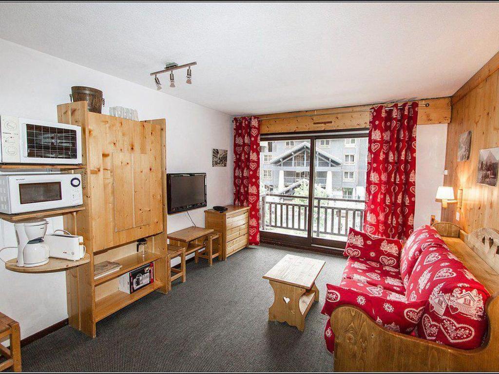 Photo de la galerie de l'établissement Studio Confortable avec Balcon, Centre de Val d'Isère, Proche Pistes - FR-1-518-126, à Val dʼIsère