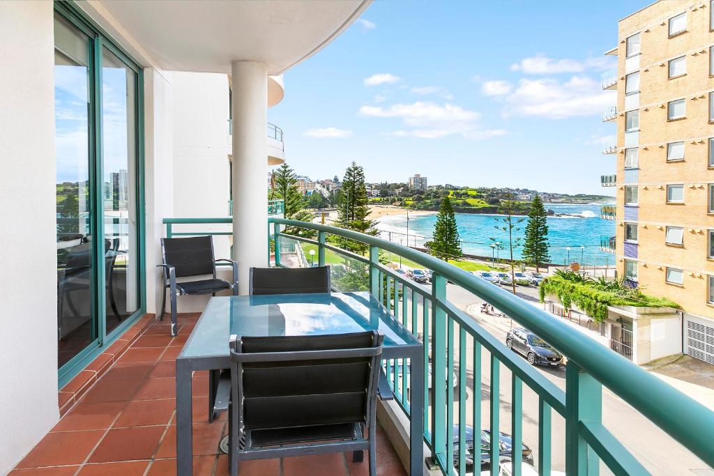 AeA The Coogee View - Two-Bedroom Apartment