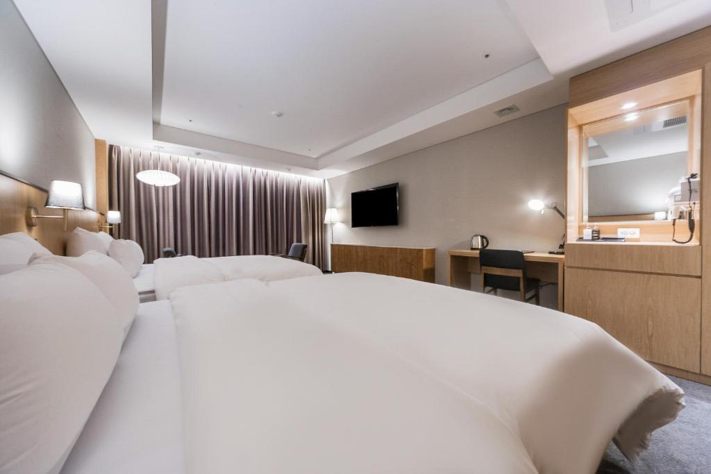 Gwangju HOUND Hotel - Two-Bedroom Suite