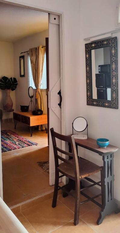 Łóżko lub łóżka w pokoju w obiekcie Bohemian 2 bed Apartamento Amarillo
