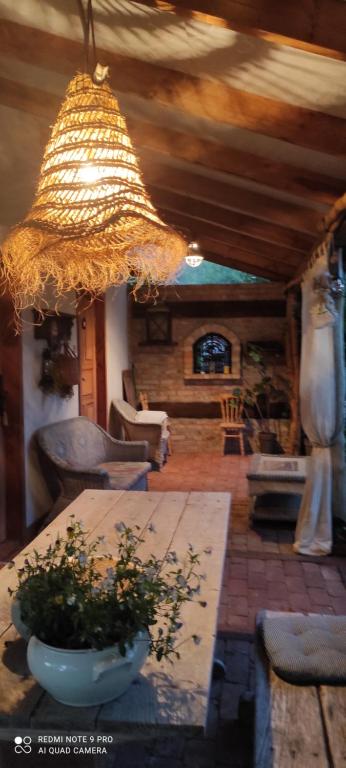 Lesny Zakatek B&B koło Ostrody - Housity