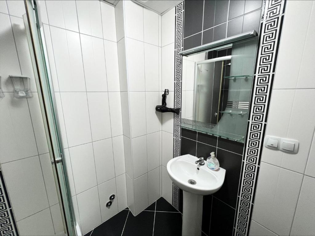 Koupelna v ubytování Majap hostel