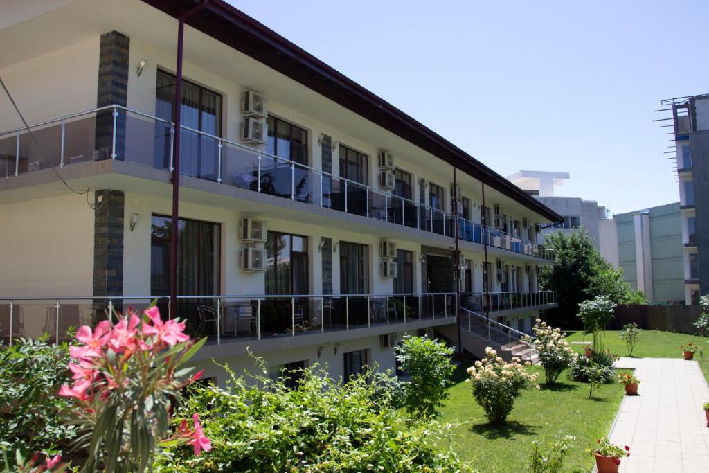 Zahrada ubytování Q Hotel