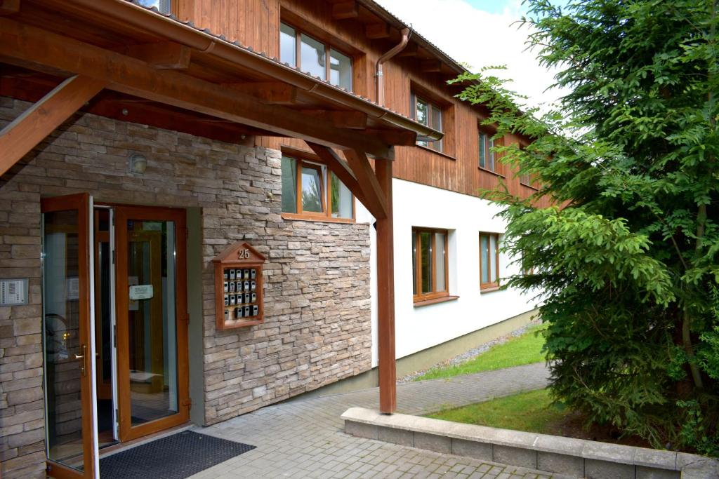 Budova, kde se apartmán nachází