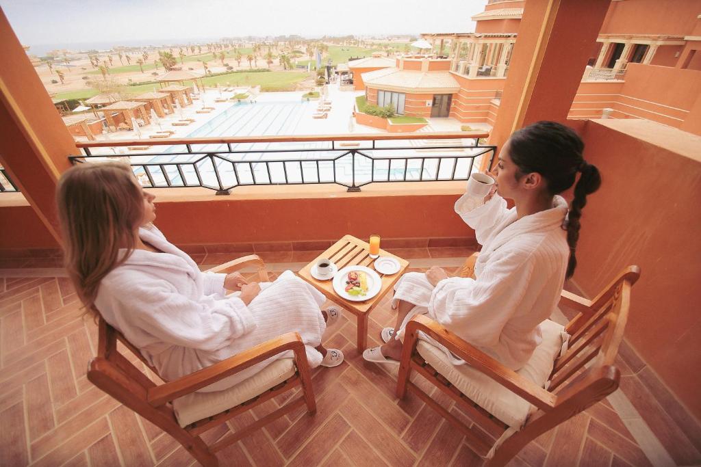 Гости The Cascades Golf Resort, Spa & Thalasso