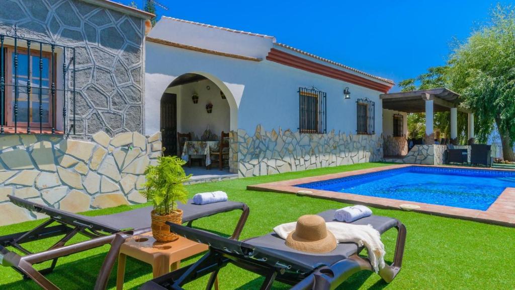 Bazén v ubytování Casa Las Esparragueras Competa by Ruralidays nebo v jeho okolí