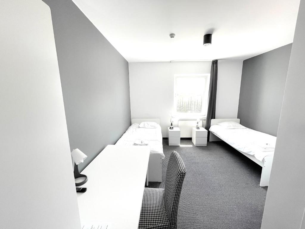 Bell's Hotel - Grande Chambre Lits Jumeaux