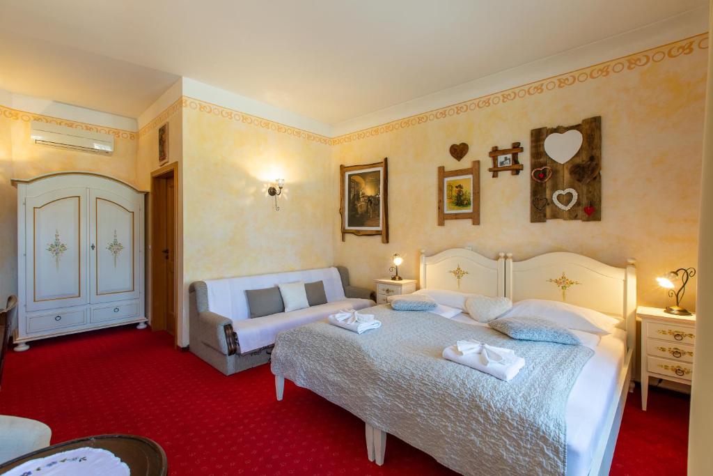 Pension Lectar - Camera Doppia Con Balcone (2 Adulti + 1 Bambino)