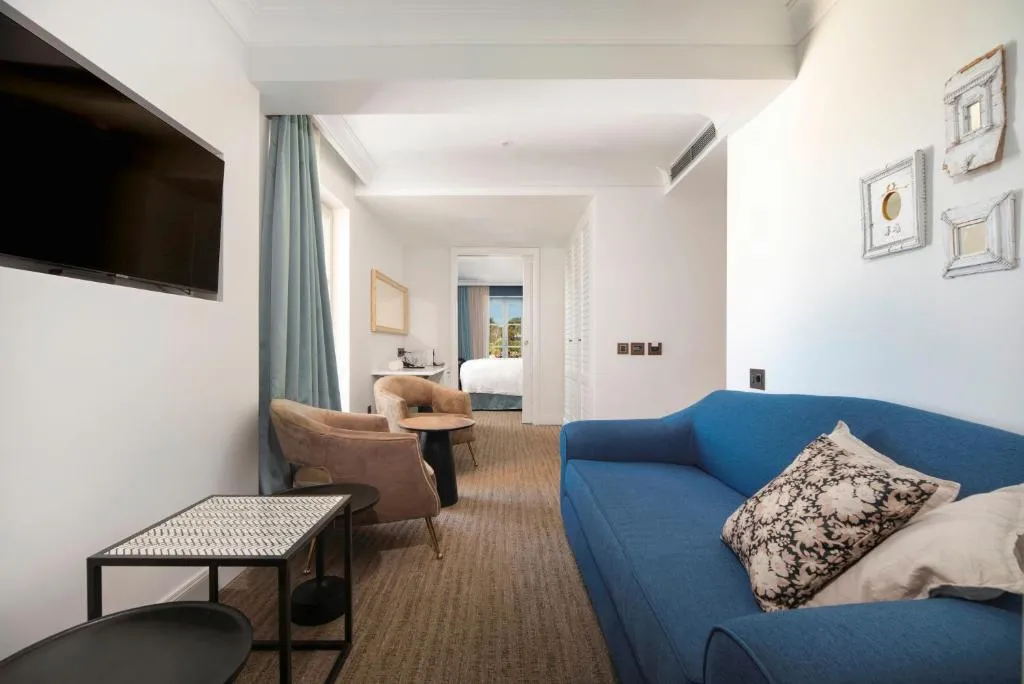 Corner Suite Balcony Sea View