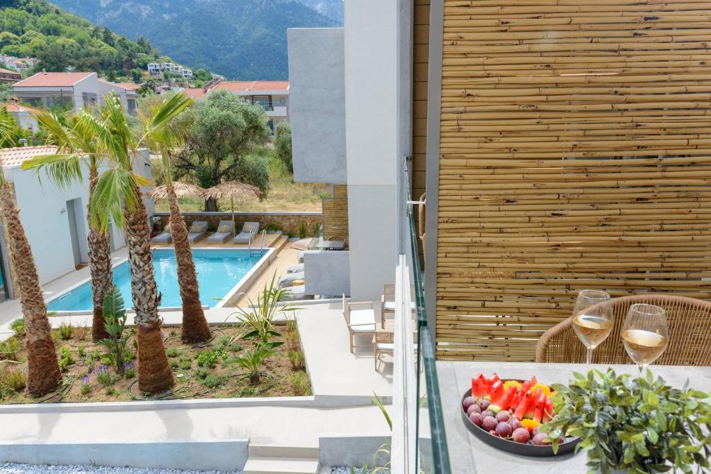 Bazén v ubytování Soho Exclusive Suites nebo v jeho okolí